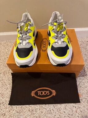 Tod’s Men Leather Sneakers Size 8